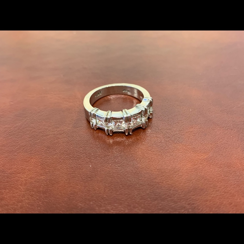 Platinum ring